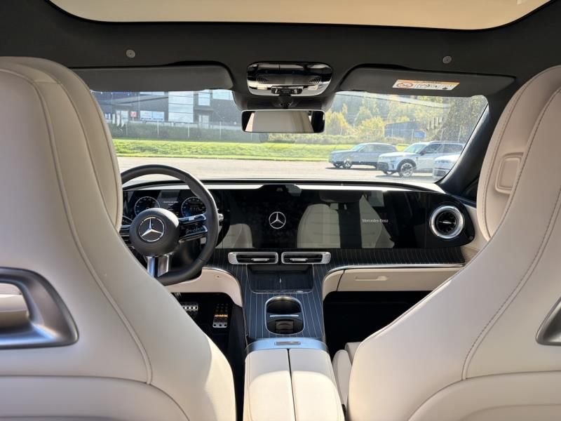 Koeajossa sähköinen pitkän matkan taittaja C-mallin Mercedes-Benz